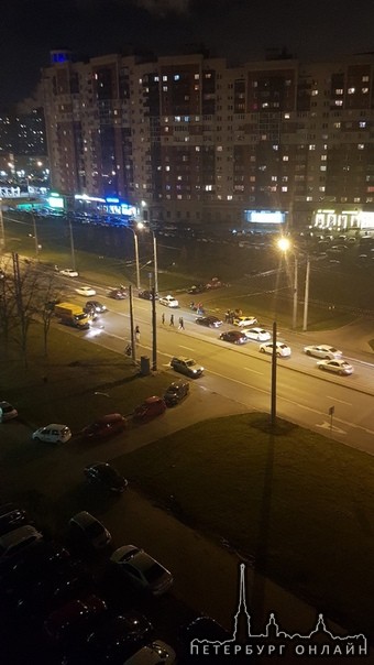 На Ленинском 91, два аварии с интервалом в 15 минут на разных полосах в 20 метрах...