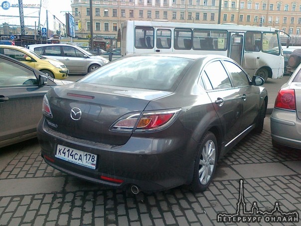 В ночь на 25 октября с Новой улицы в Мурино был угнан автомобиль MAZDA 6 седан темно-серого цвета, 2...