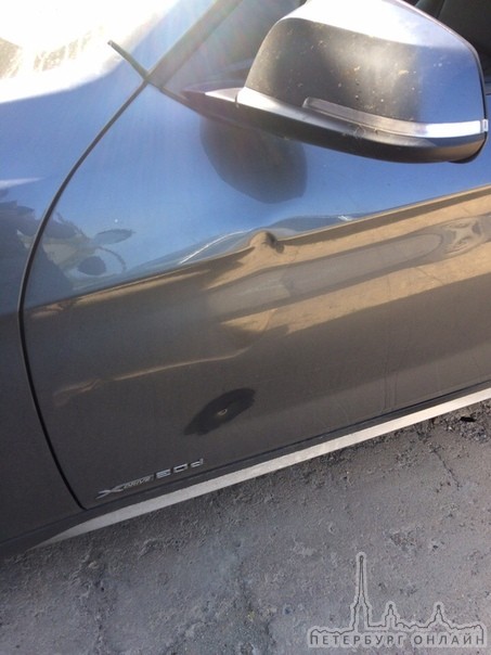 В среду, 31 октября, в районе дома 14 по Ланскому шоссе, был угнал автомобиль BMW X1, серого цвета, ...