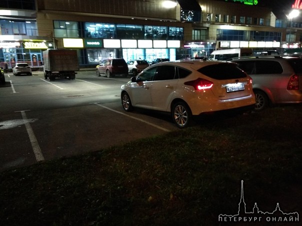 В ночь с 9.11 на 10.11 с улицы Пражской от дома 35, был угнан автомобиль Ford Focus 3 хетчбэк белого...