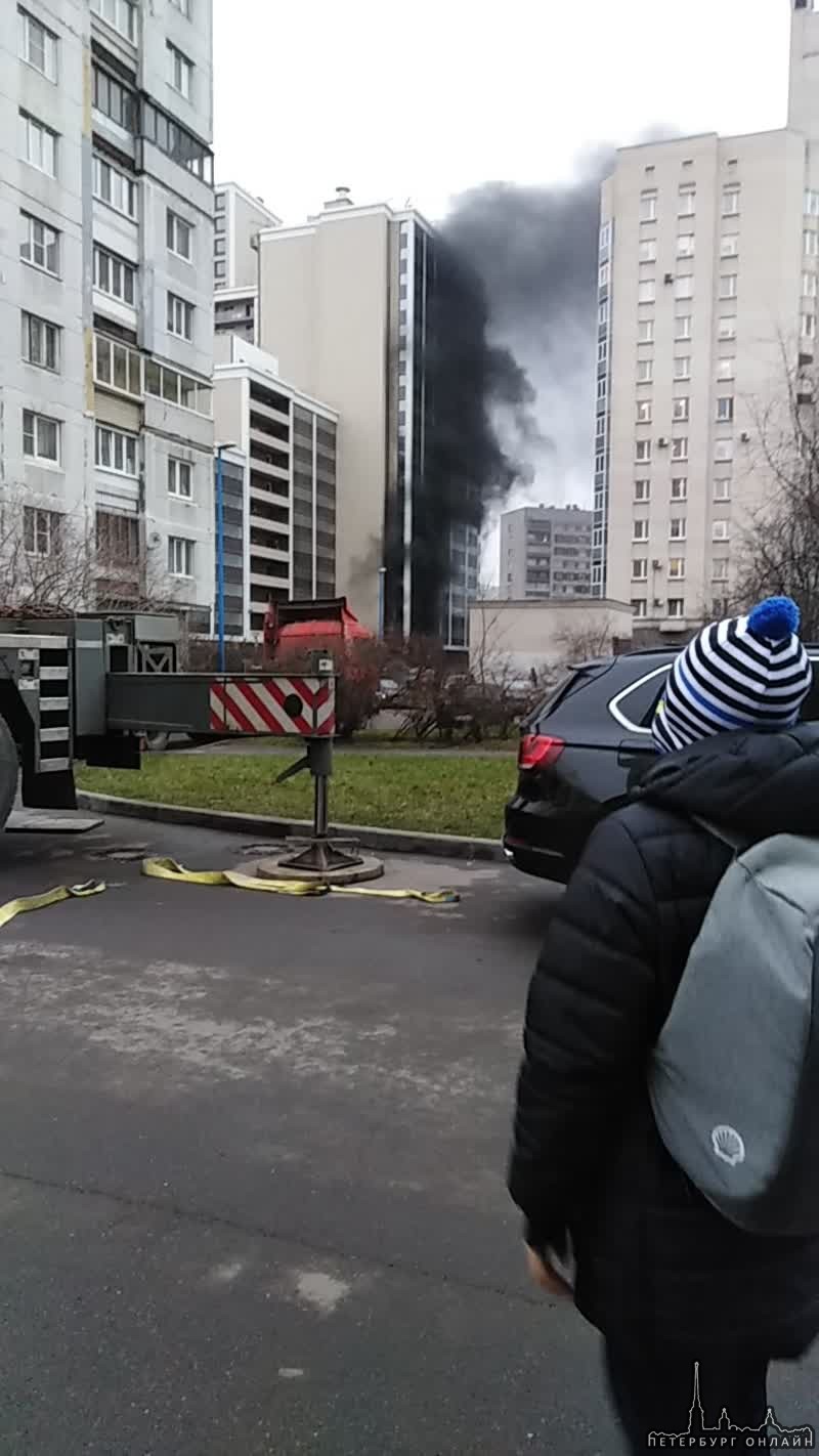 Что то хорошо горит в районе Московской, в подземном паркинге на Костюшко 19