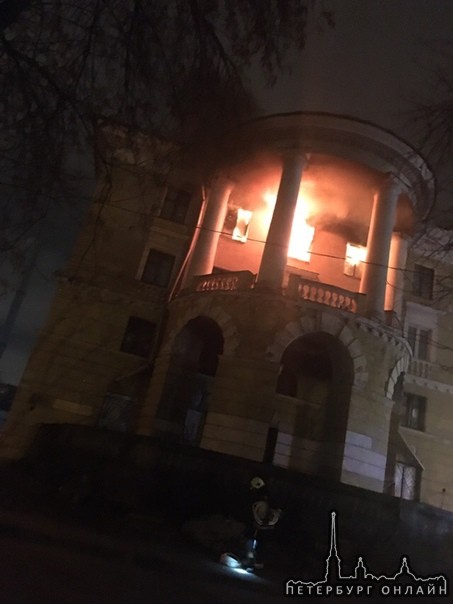 Опять горит общежитие на Стачек 172