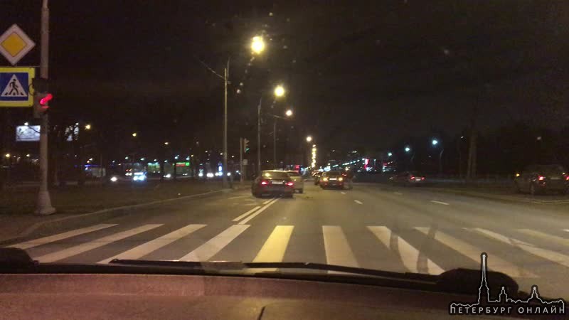 Пять машин попали в ДТП на улице Руставели, перед проспектом Луначарского.