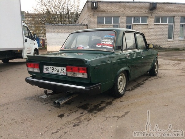 25 ноября в 00:20 с Композиторов был угнан автомобиль Жигули ВАЗ 2107 Лада