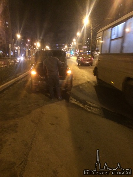 В 19:25-30 произошло ДТП на против дома на Косыгина 28, первый светофор после Косыгинского виадука. ...