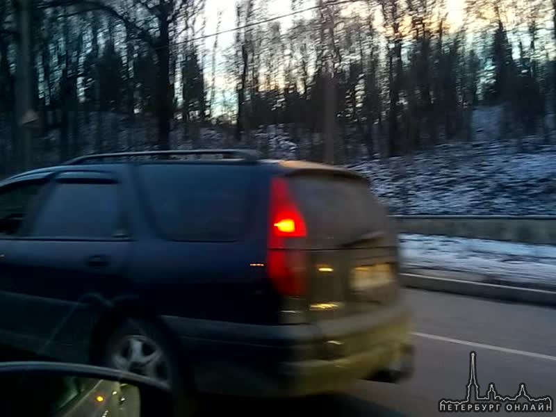 4 машины столкнулись на Пулковских высотах