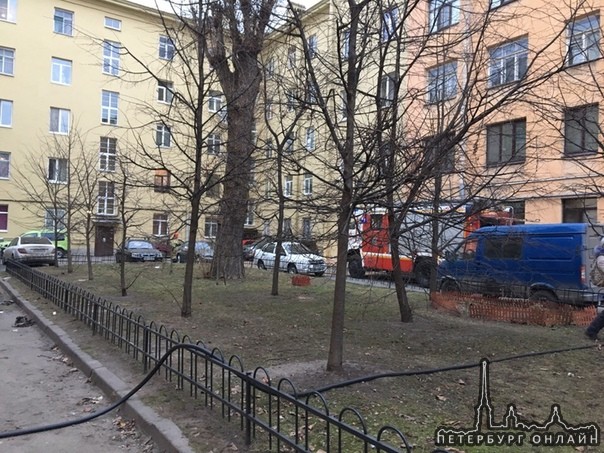 Пожар в квартире многоквартирного жилого дома по адресу Каменноостровский проспект дом 64 к 6