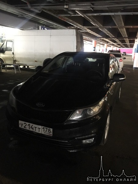 В ночь с четверга на пятницу 21 декабря, в Мурино на бульваре Менделеева 11к4 был угнан автомобиль K...