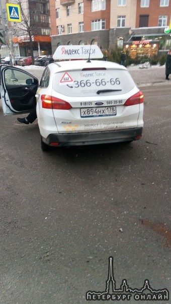 28.12.18 приблизительно в 14:40 произошло дтп на перекрестке М.Говорова и Васи Алексеева.