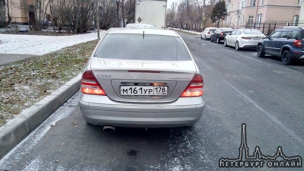 29 декабря с проспекта Наставников от дома 30 был угнан автомобиль Mercedes C230 Kompressor серого ц...