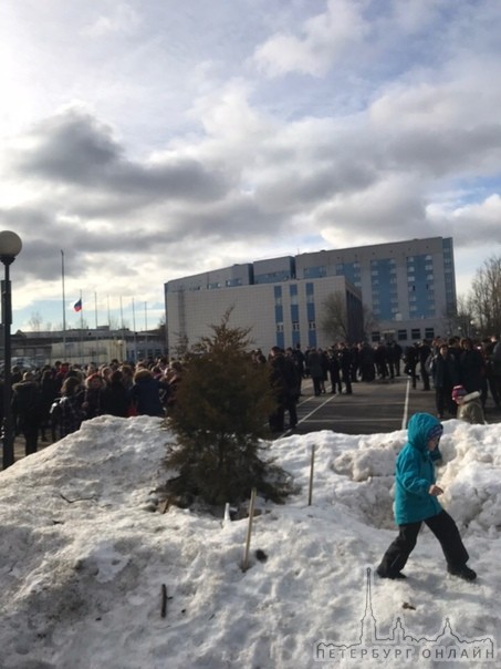 Колледж ГУМРФ эвакуируют, второй раз