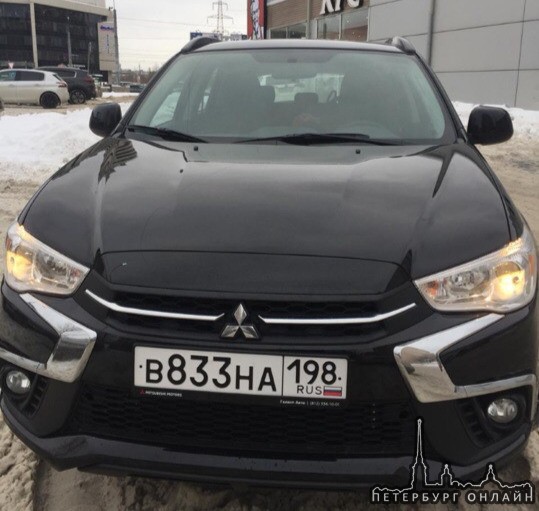 20 марта вечером с Глухарской улицы от дома 27 был угнан автомобиль Mitsubishi ASX черного цвета , 2...