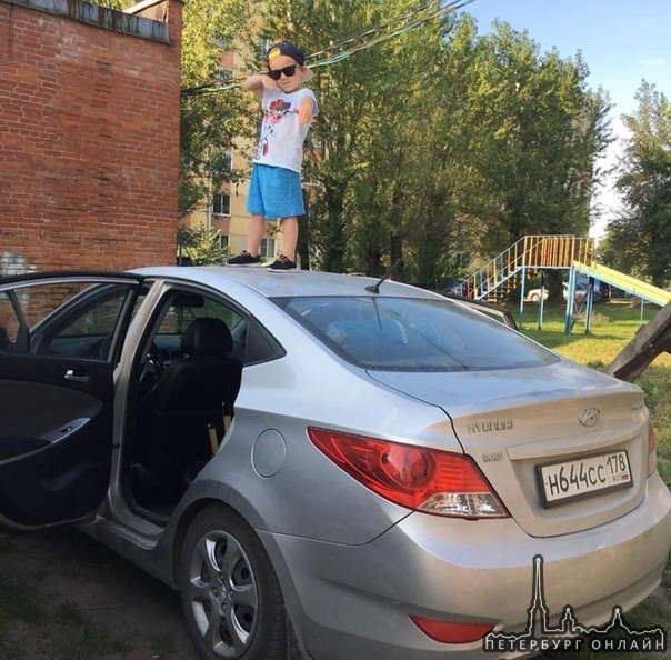 В ночь со 2 по 3 апреля в городе Никольское, Тосненского района ЛО, был угнан автомобиль Hyundai Sol...