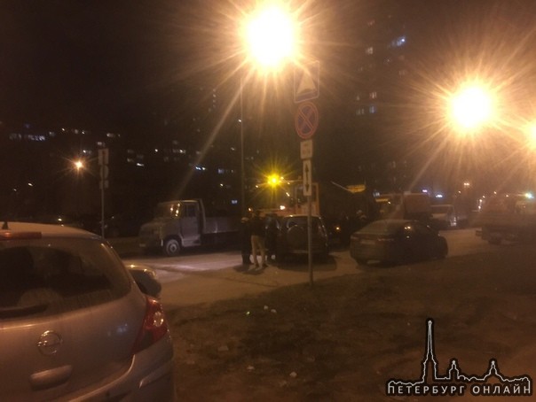 Авария на улице Жени Егоровой, возле дома 5