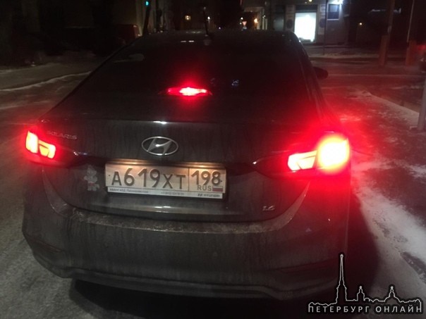 24 апреля между 22:00-23:00 часами от метро Звездная был угнан любимый автомобиль Hyundai Solaris че...