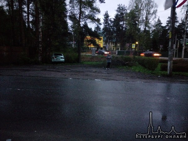 Ищем свидетелей ДТП произошедшего 11.05.2019. Во Всеволожске, на перекрёстке Октябрьского проспекта...