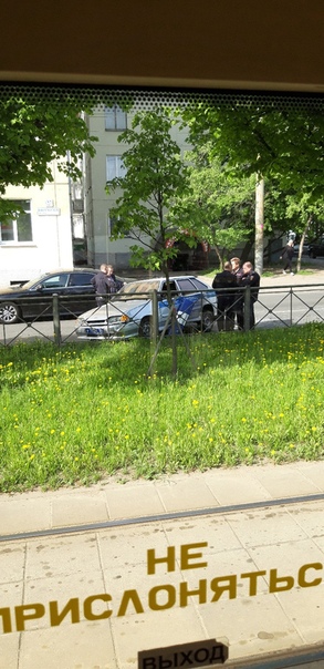 Mazda и ВАЗ полиции не поделили проезд перекрестка Новочеркасского и Рижской улицы