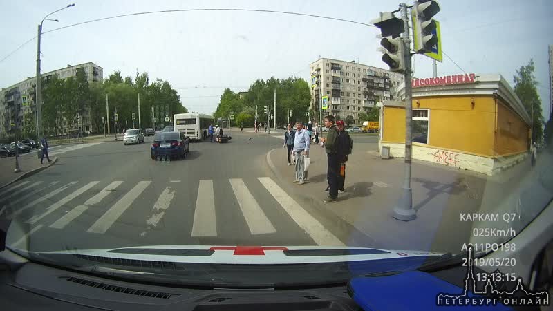 Вчера, 20.05.2019 около 13:00 на пересечении Светлановского проспекта и Тимуровской улицы произошло ...
