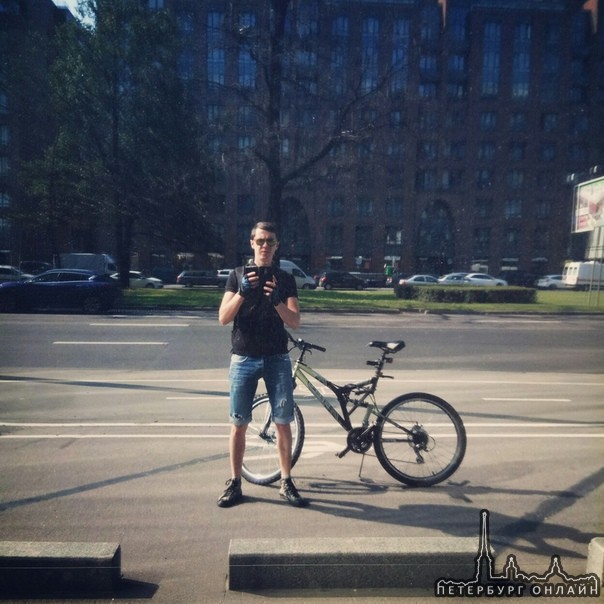 Вчера в районе ст.Метро Садовая с закрытого двора был украден велосипед ( срезан замок ). Понимаю ш...
