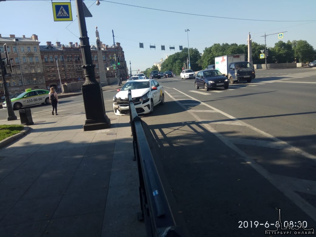 Ищу свидетелей ДТП на пересечении наб. Фонтанки и Московского проспекта 08.06.19 примерно в 5:30. Мо...