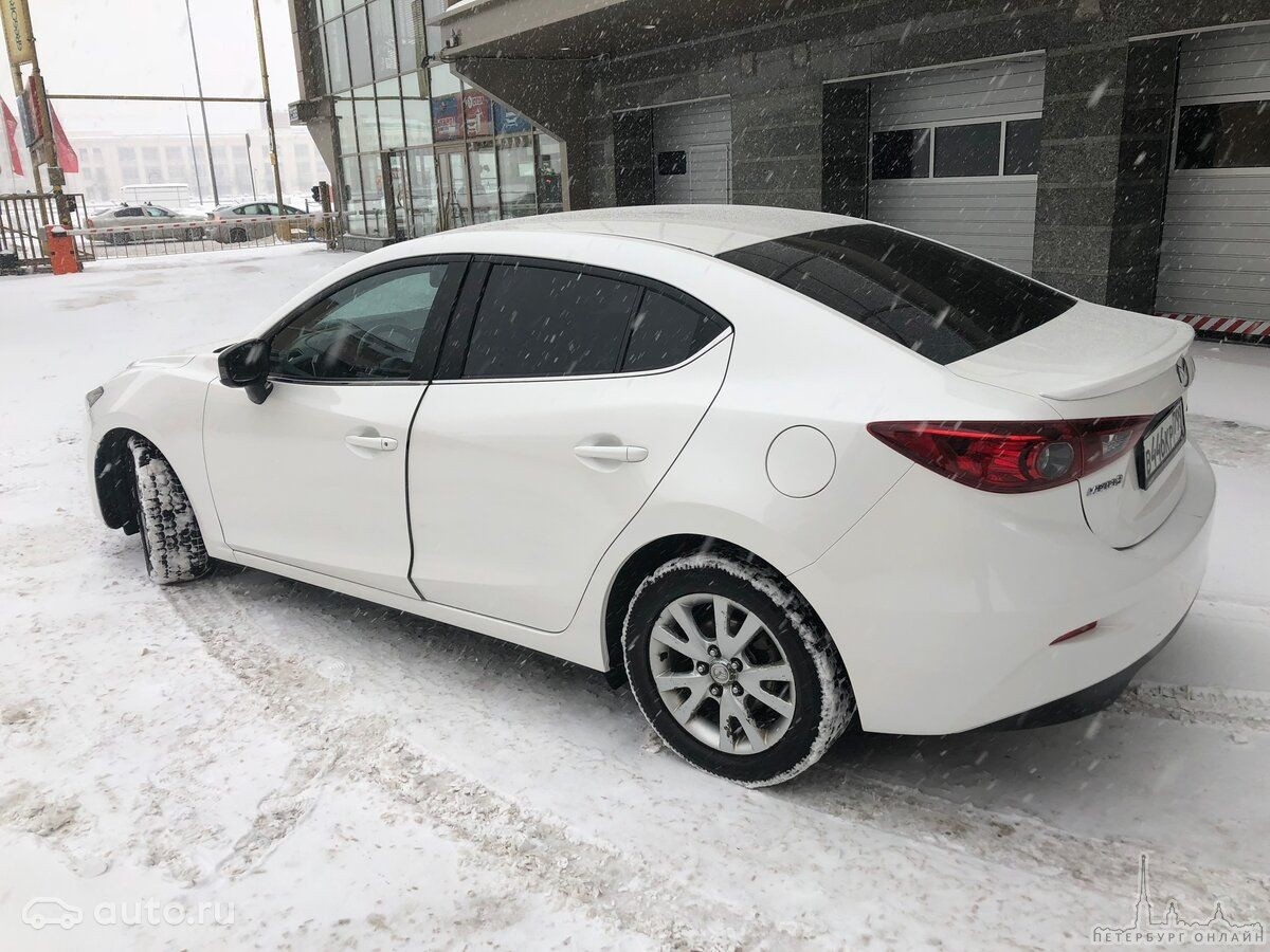 С 7 по 9 июня в Приморском районе в ЖК Чистое небо был угнан автомобиль Mazda 3 седан белого цвета, ...