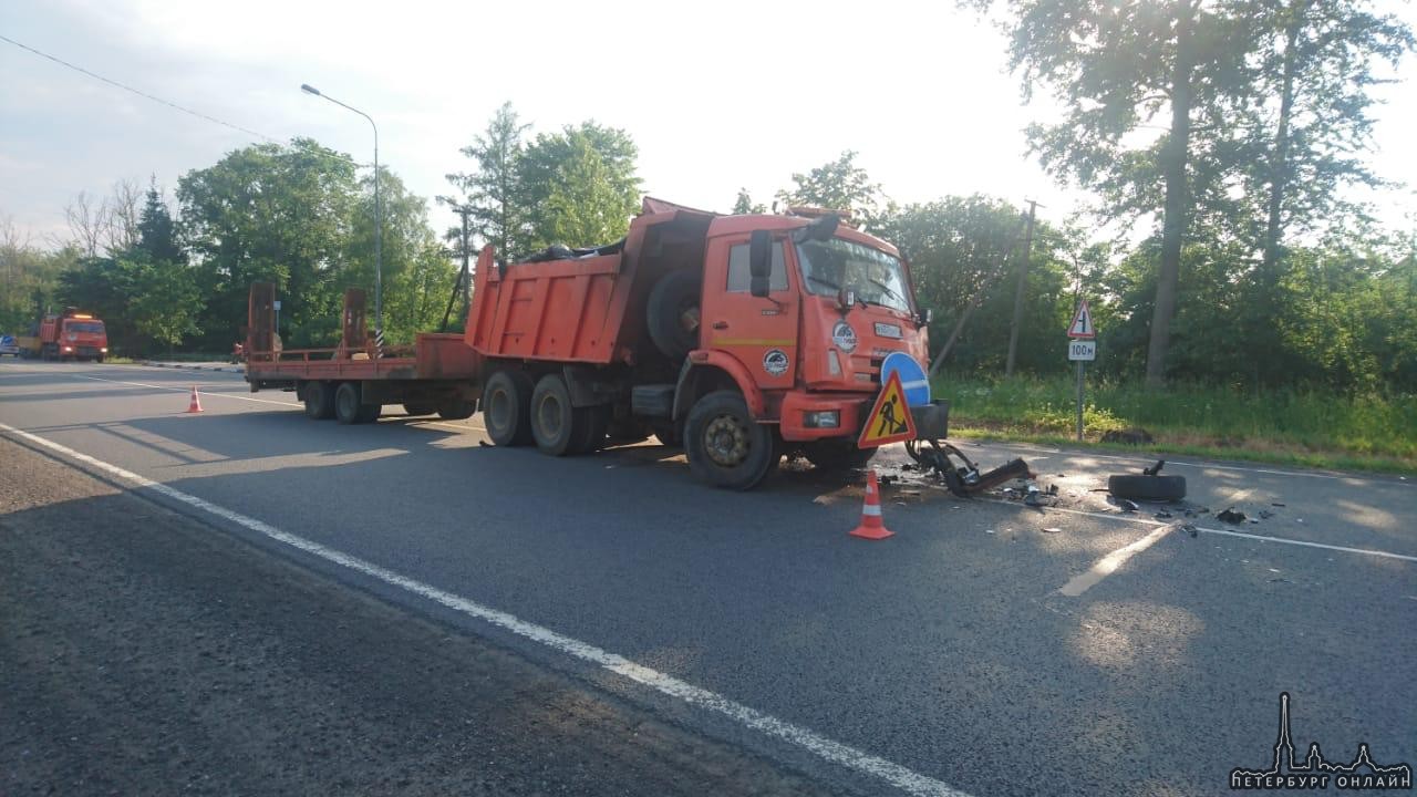 На Киевском шоссе водителя Лифана разбудил Камаз дорожников, вместе с пассажиром они отправились в б...