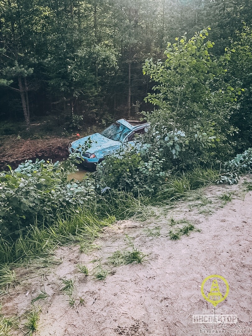 Страшная авария во Всеволожском р-оне, шоссе в сторону пос.им.Морозова между Каменкой и Дунаем. Мол...