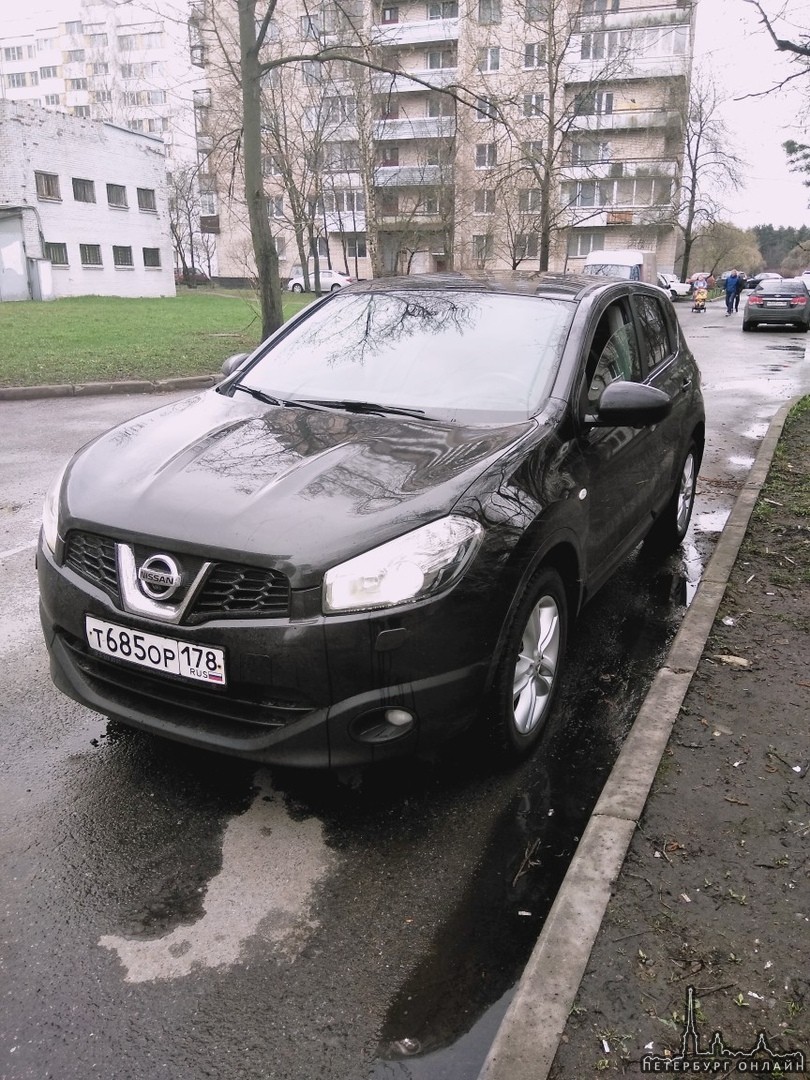 В ночь с 23 на 24 июля со двора ул. Летчика Пилютова был угнан автомобиль Nissan Qashqai чёрного цве...
