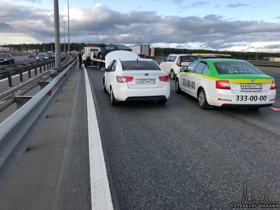 3 августа где-то в районе 17:40 случилась авария, на внешней стороне Када, от Вантового моста, в ст...