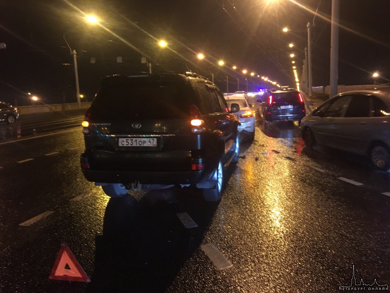 3 числа 21:30 произошло ДТП перед мостом Александра Невского с участием Прадо и БМВ, мне интересно...