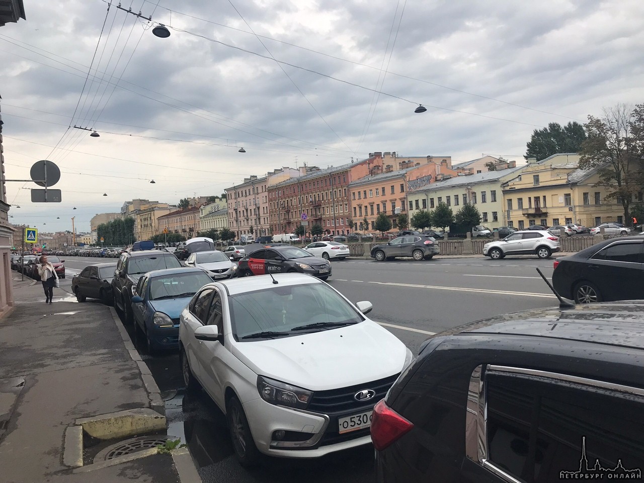 Авария на углу канала Грибоедова и Мясной улицы.