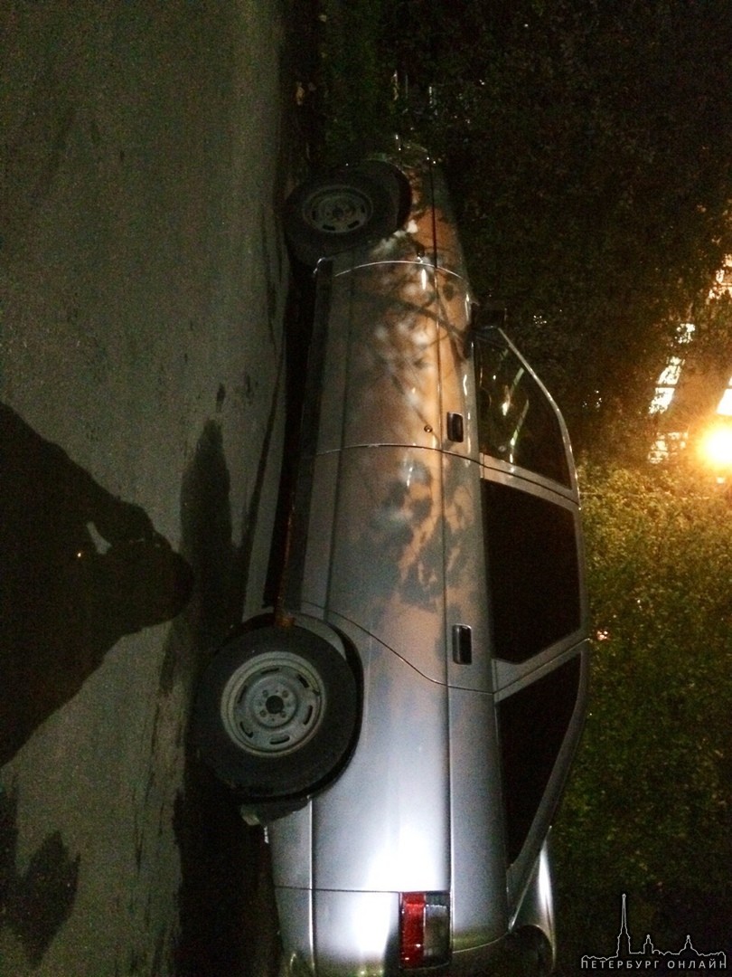 В ночь с 9 на 10 октября с 4:30 утра до 8:30 с улицы Ярослава Гашека от дома 4к1 был угнан автомобил...