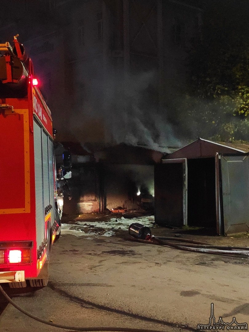 Пожар в гараже, Московский пр. 106