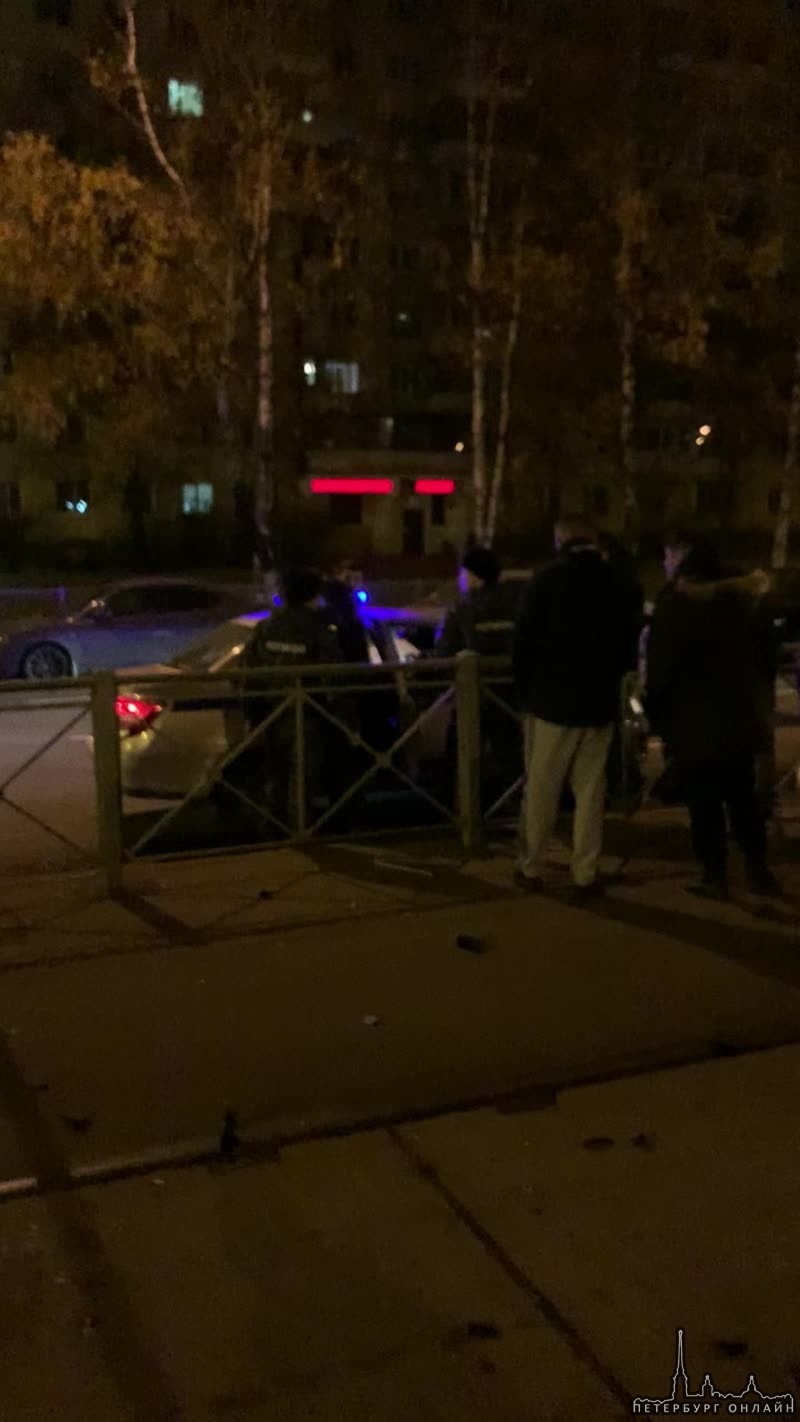 ДТП на пересечение Энгельса и Луначарского Пьяный водитель Яндекс-Драйв оказывал сопротивление сотр...