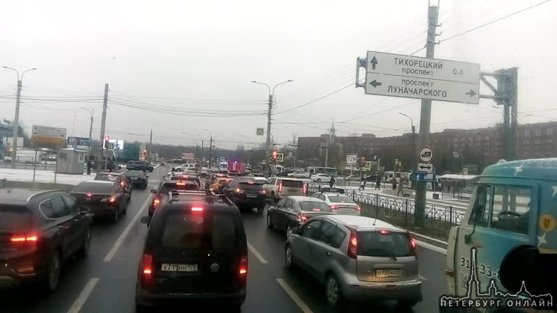 В 11:50 на перекрестке Культуры и Луначарского водитель Hyundai Solaris при осуществлении правого пов...