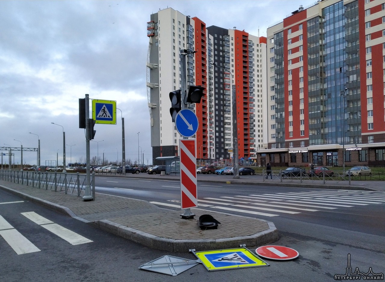 Бульвар санкт петербург. Балтийский бульвар Санкт-Петербург. Балтийский бульвар улица Маршала Казакова Санкт-Петербург. Балтийский бульвар Санкт-Петербург фото. Балтийский бульвар вид на залив.