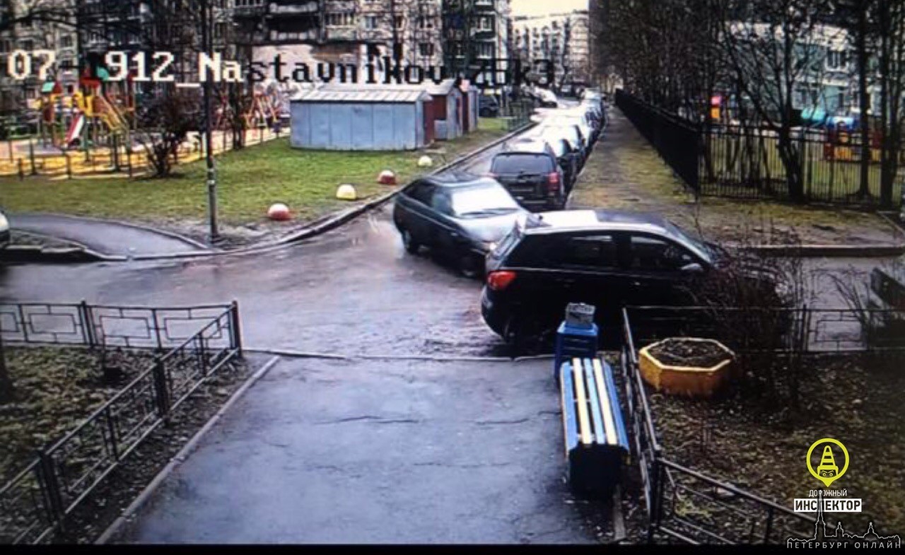 7 января в 15:18 на проспекте Наставников д. 21, неустановленный водитель, управляя автомобилем ВАЗ-...