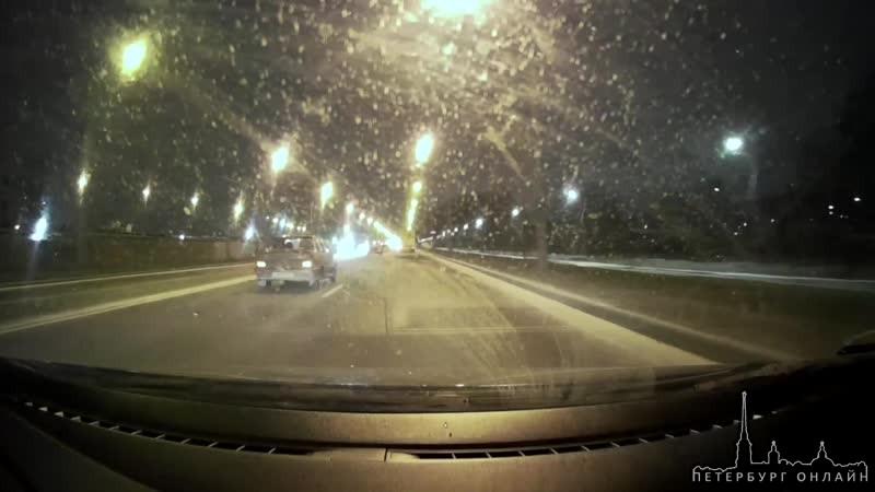ДТП 27 января на Митрофаньевском шоссе в 19:40 из-за несоблюдения дистанции.