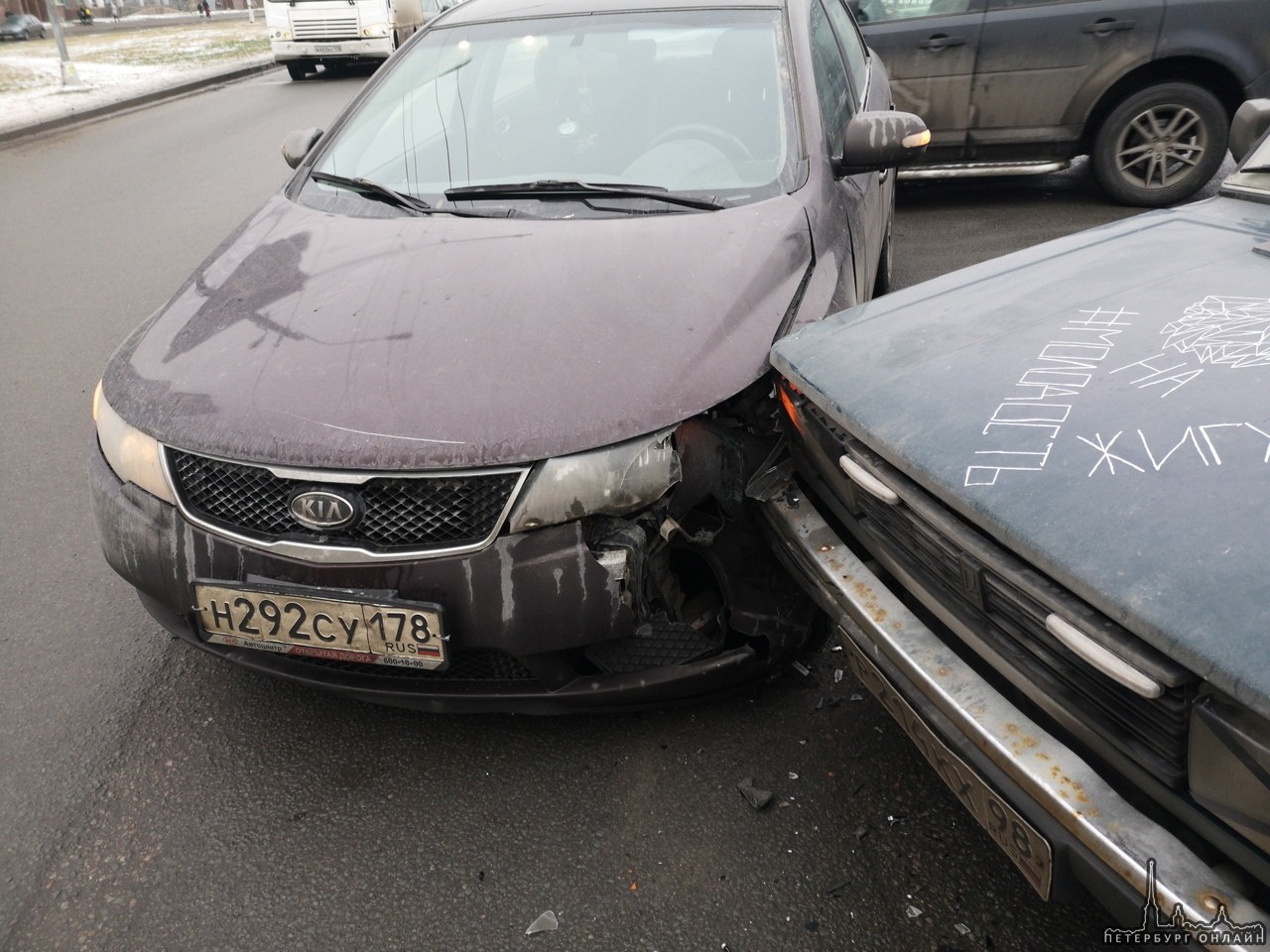 30 января примерно в 14:50 на перекрёстке проспекта Большевиков и Антонова-Овсиенко произошло ДТП. В...