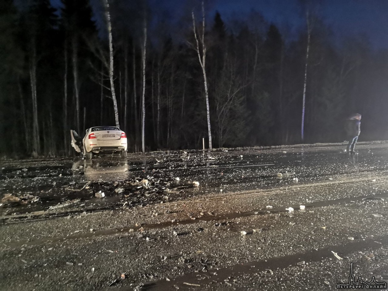 Лобовое столкновение произошло в селе Ушаки на проспекте Кирова. Службы на месте. Глухая пробка в об...