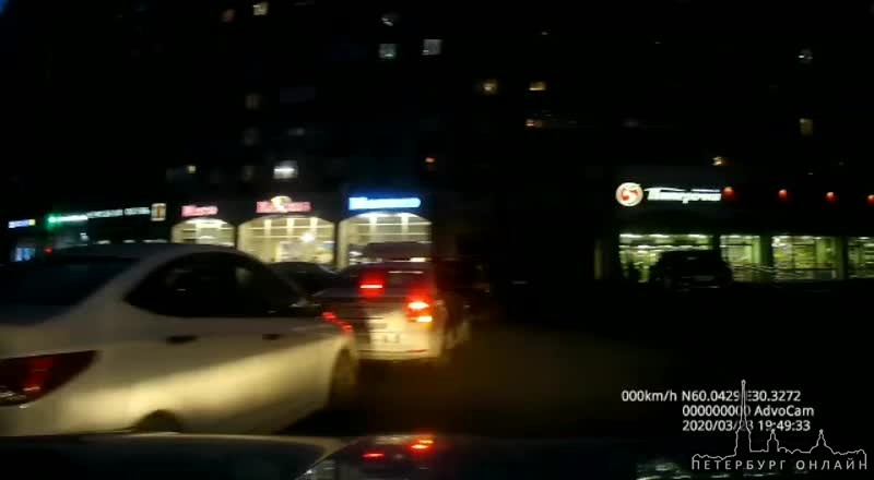 ДТП без водителей произошло на Луначарского и Энгельса в 19:50. Не дождался потерпевшего, так что ос...