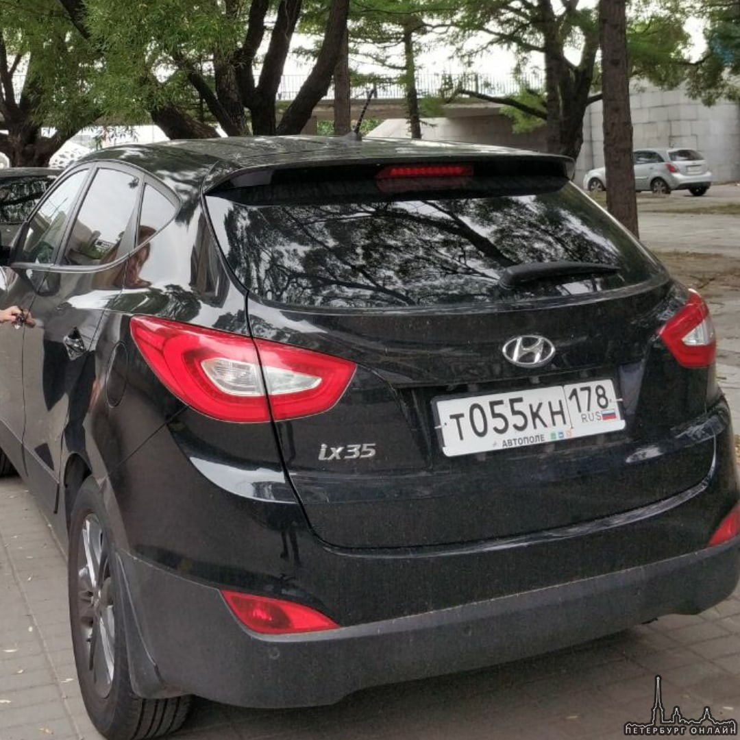 10 апреля от улицы Белышева (Проспект Большевиков) был угнан автомобиль Hyundai ix35 черного цвета, ...