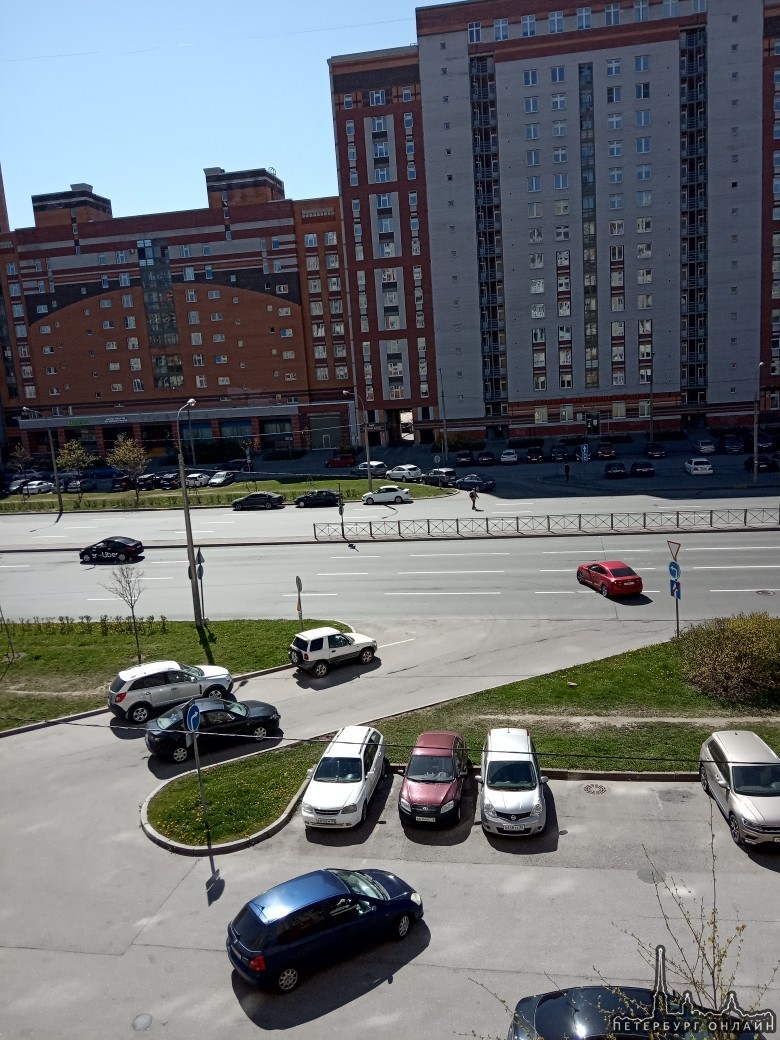 В связи с проведением ремонтных работ, закрыт проезд по Богатырскому проспекту в районе перекрестка ...