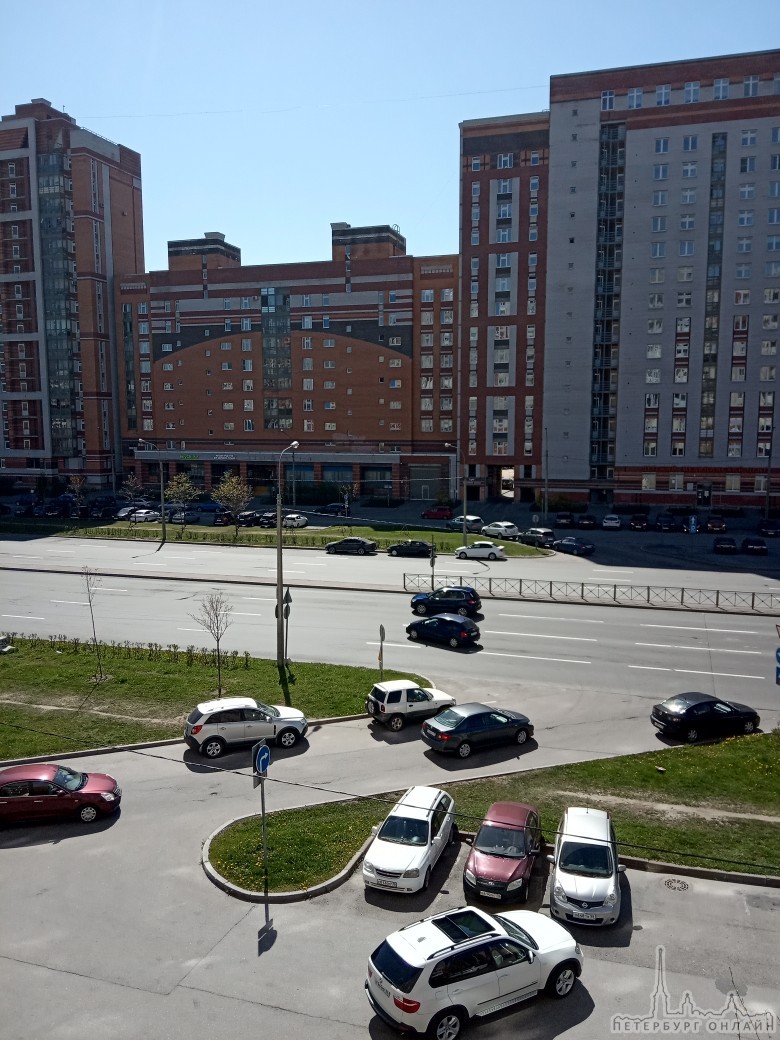 В связи с проведением ремонтных работ, закрыт проезд по Богатырскому проспекту в районе перекрестка ...
