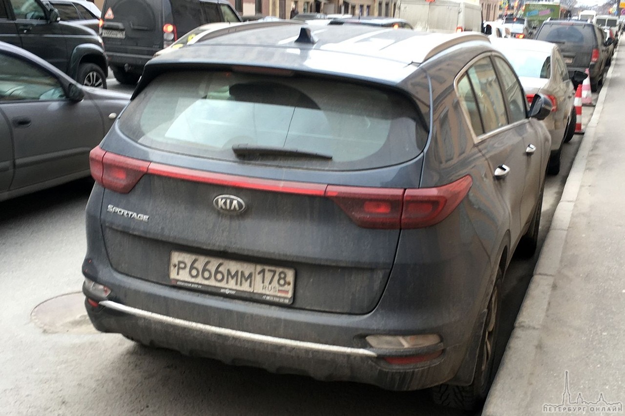 2 июня в 4:09 от дома на Кушелевской дороге был угнан автомобиль Kia Sportage темно-синего цвета 201...