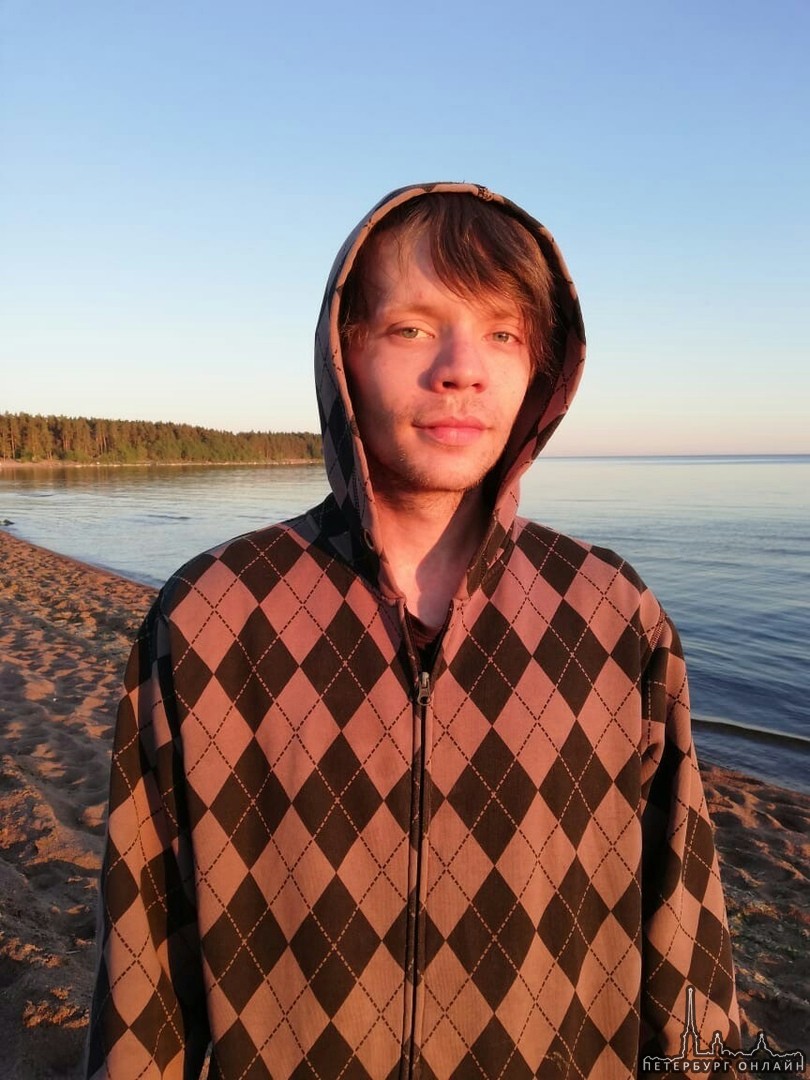 13 июня пропал молодой человек, зовут Рома Поехал в компании друзей на отдых с палатками по Приморск...