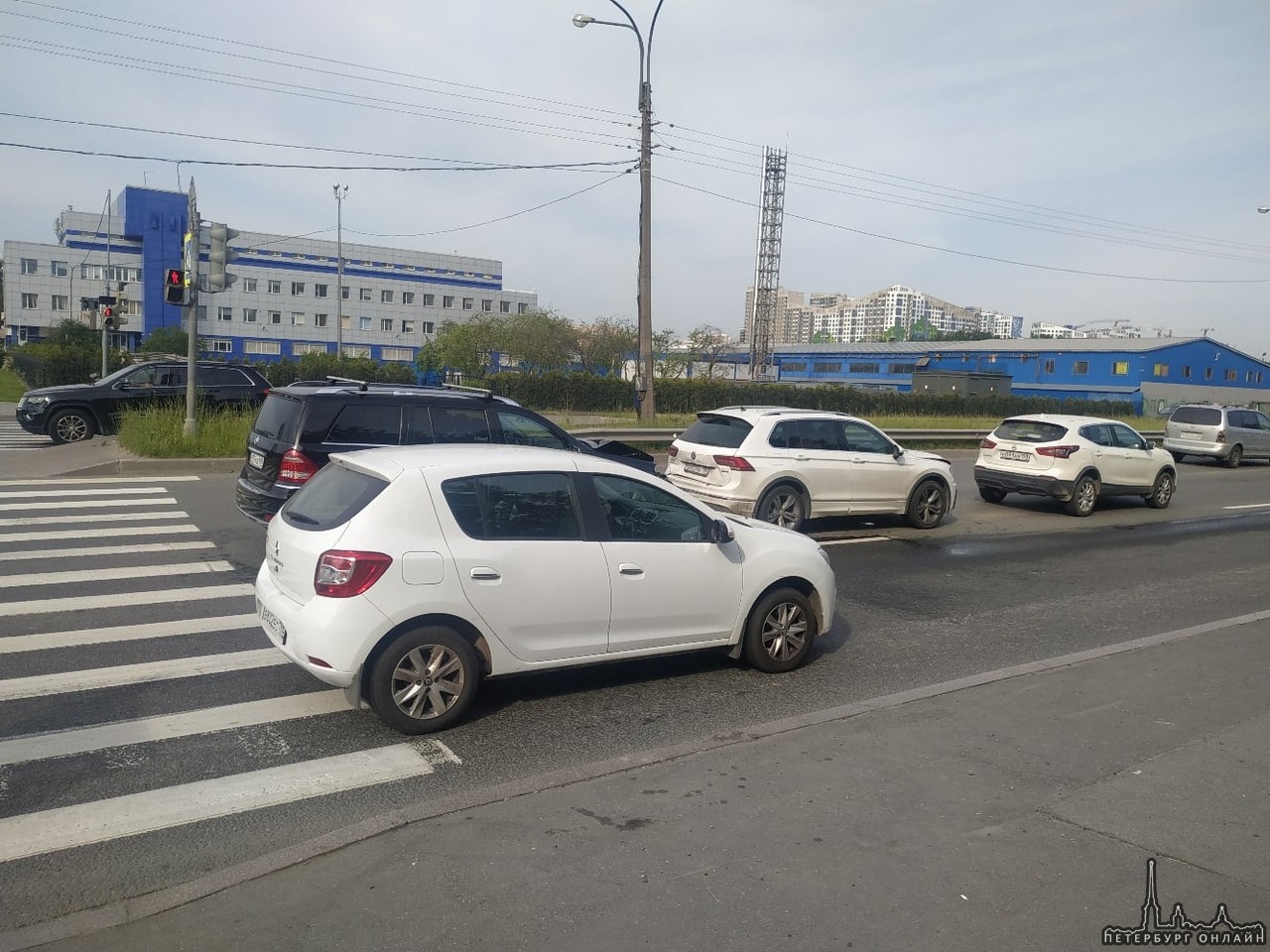 Московское шоссе/дизельный проезд. Паровозик из 5 машин.