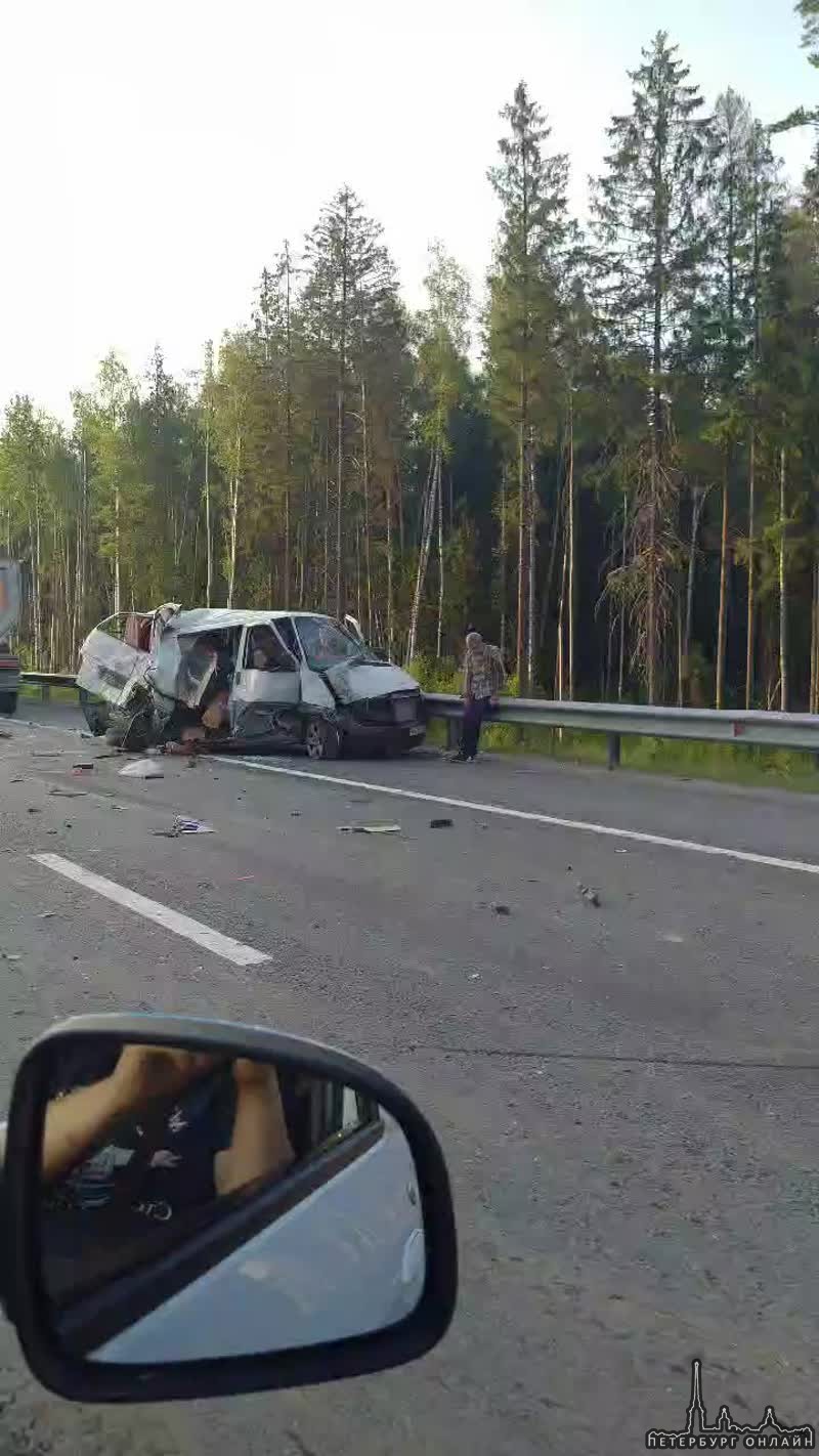 Жесткое ДТП на Новоприозерскои шоссе