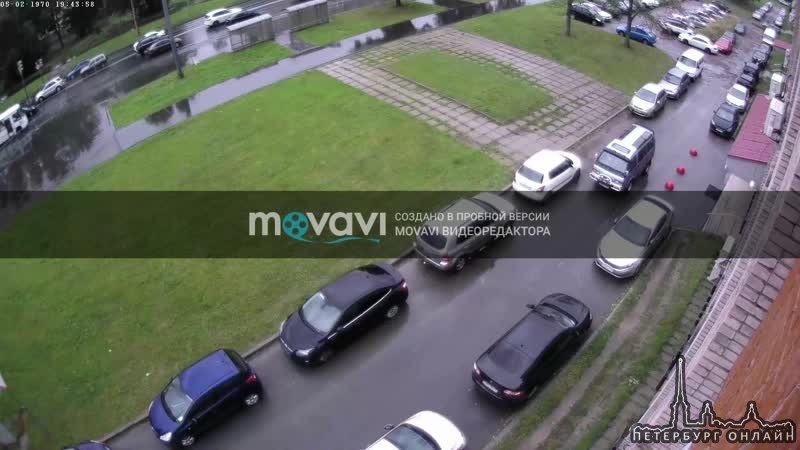 22 июля примерно в 10 утра около дом 71 в Уманском переулке, неизвестный на праворульном минивэне (п...