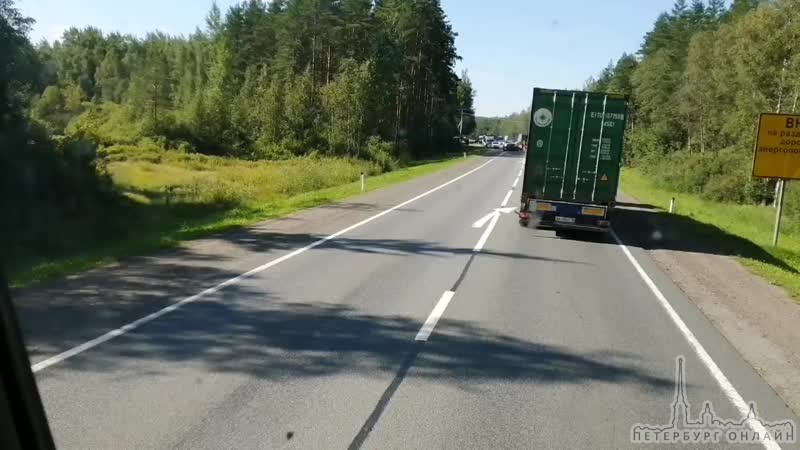 По предварительной информации 14 августа около 08:10 на автодороге «Кола», 82 км, сразу после Дусьев...